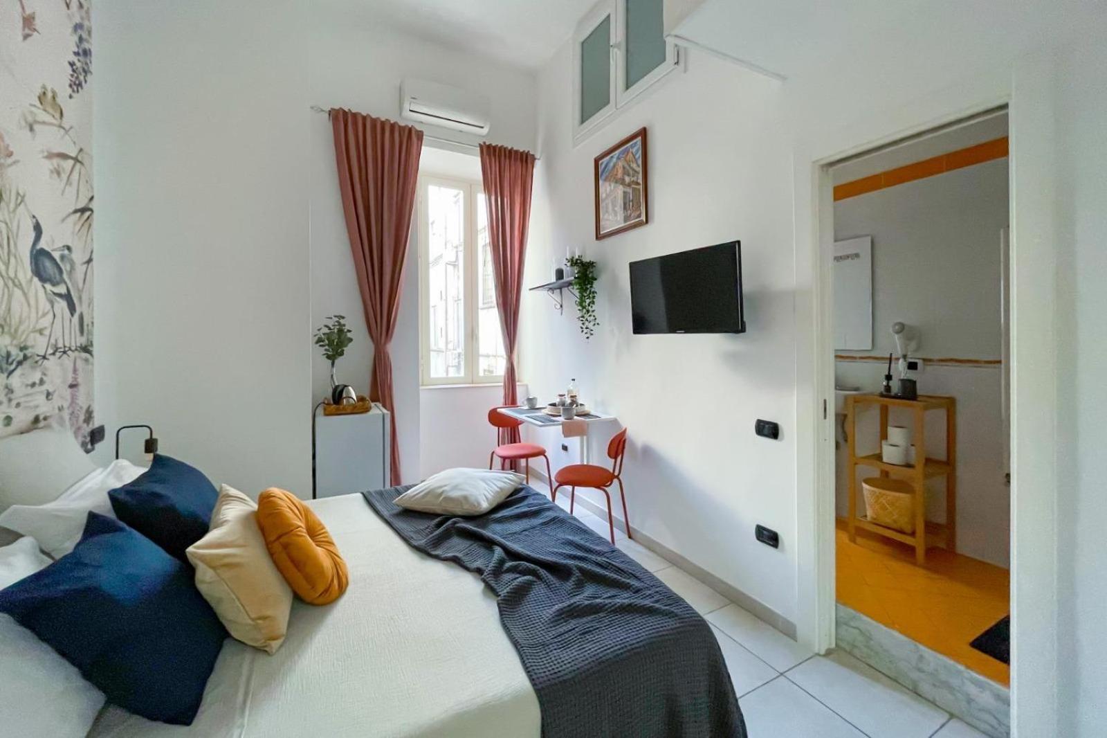 Pomodoro Ac Bed and Breakfast Napels Buitenkant foto